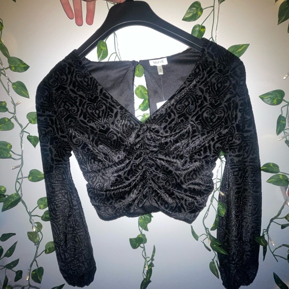 NEW🖤 Self Esteem black Velvet Cropped Sweater. - Picture 3 of 6